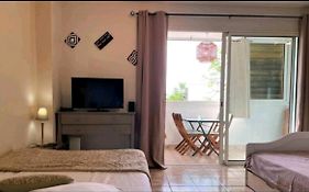Grand Studio Lumineux A Saint-Gilles-Les-Bains